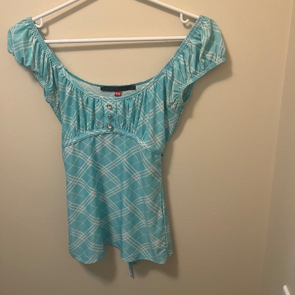 T-shirt - Picture 1 of 2